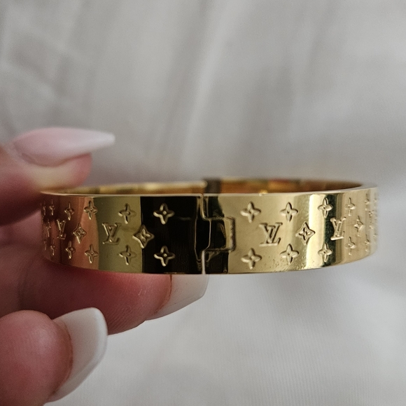 LV GOLD CUFF NANOGRAM BANGLE BRACELET✨️ - Picture 7 of 14